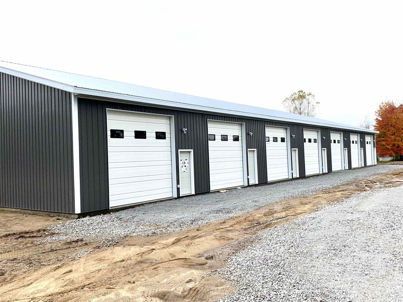 1690 E 700 S, Wolcottville, IN 46795